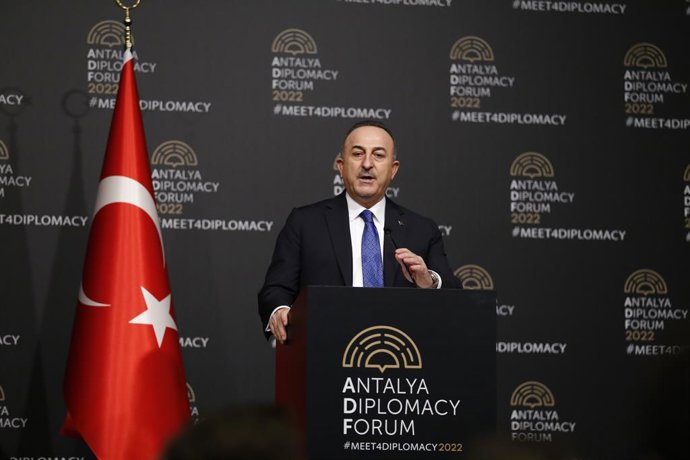 El ministro de Asuntos Exteriores turco, Mevlut Cavusoglu