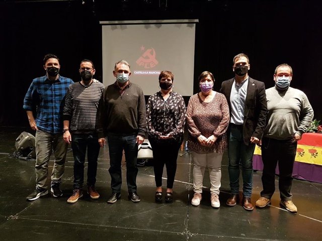 El secretario general del PCE y secretario de Estado para la Agenda 2030 del Ministerio de Derechos Sociales, Enrique Santiago, en un acto del Partido Comunista en Puertollano.