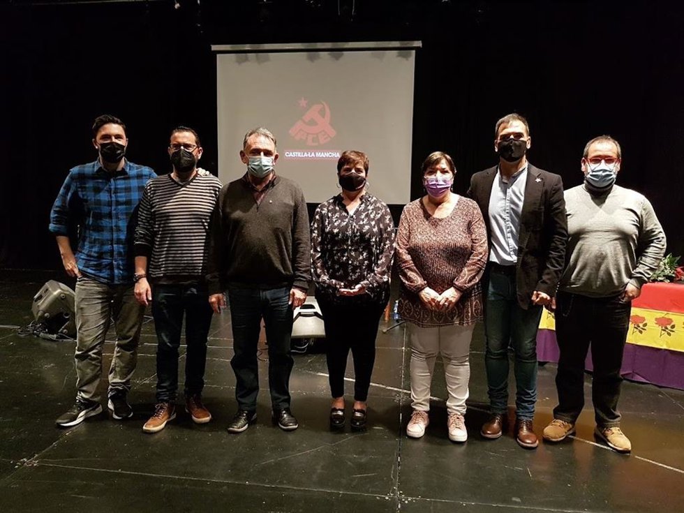 El secretario general del PCE y secretario de Estado para la Agenda 2030 del Ministerio de Derechos Sociales, Enrique Santiago, en un acto del Partido Comunista en Puertollano.