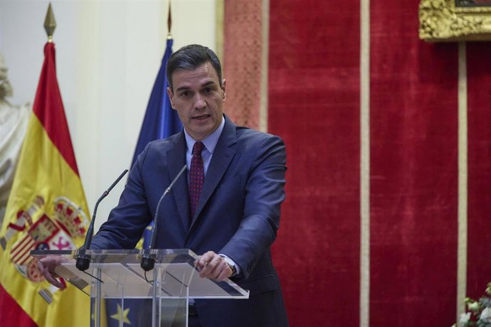 El presidente del Gobierno, Pedro Sánchez, interviene en el acto institucional de homenaje a las víctimas del terrorismo en la Real Academia de Bellas Artes de San Fernando, a 9 de marzo de 2022, en Madrid (España). Este es uno de los homenajes que se r