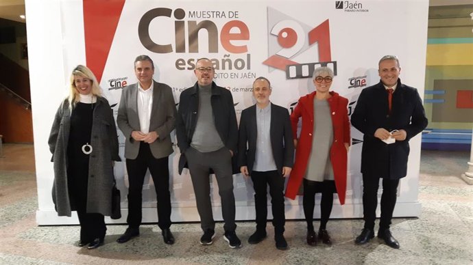 Muestra de Cine Inédito de Jaén entrega el Premio 'Miguel Picazo' a Manuel Martín Cuenca