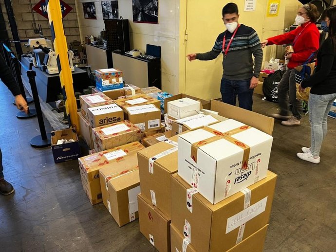 Empleados de Metro envían ayuda urgente a la población ucraniana