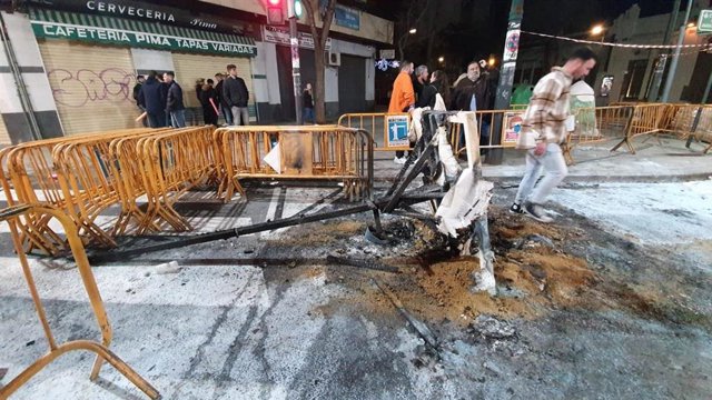 Imagen de la falla quemada, perteneciente a la comisión Avenida Burjassot-Joaquín Ballester de València.