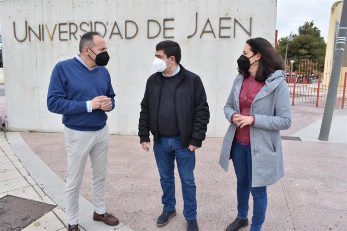 PSOE exige a Moreno que "retire" la propuesta de "recortar" la Universidad de Jaén
