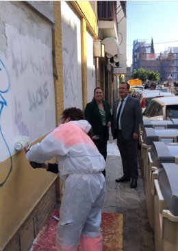 Los delegados Marisa Gómez y Juan Carlos Cabrera.