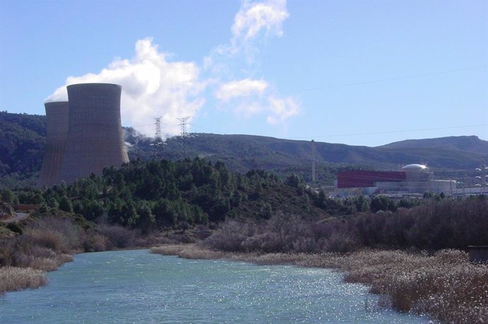 Archivo - Central nuclear de Cofrentes (Valencia).