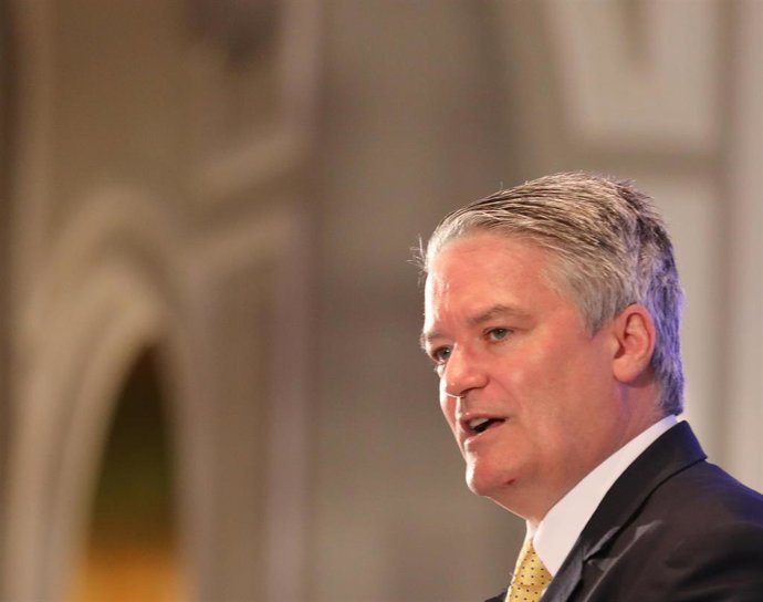 El secretario general de la OCDE, Mathias Cormann, interviene en un desayuno informativo de Fórum Europa, en el Hotel Mandarin Oriental Ritz, a 14 de marzo de 2022, en Madrid (España).