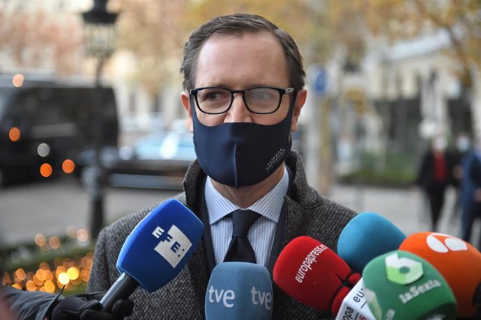 Archivo - El portavoz del PP en el Senado, Javier Maroto.