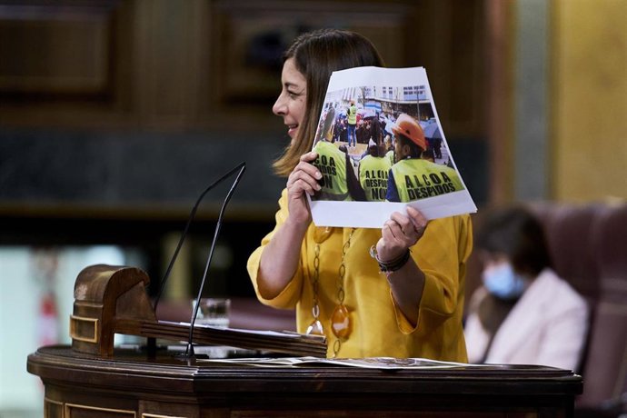 Archivo - La portavoz de Industria del PP, Tristana Moraleja, interviene en una sesión plenaria en el Congreso