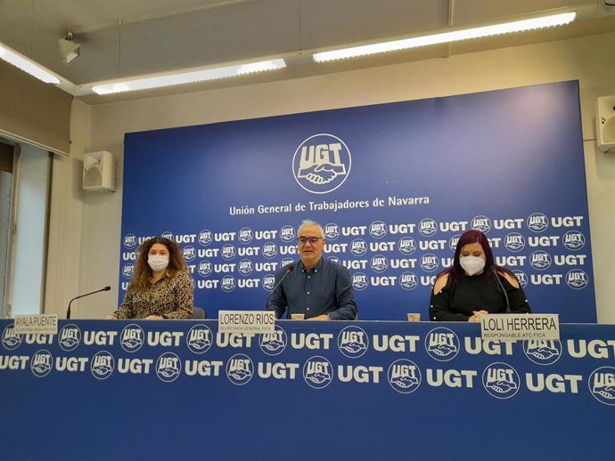 Ayala Puente, Lorenzo Ríos y Loli Herrera, durante la rueda de prensa