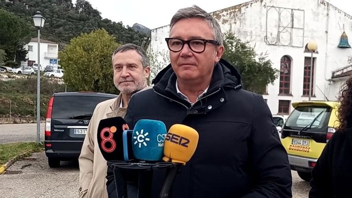 El portavoz de Vox en el Parlamento de Andalucía, Manuel Gavira, este lunes en Ubrique (Cádiz).