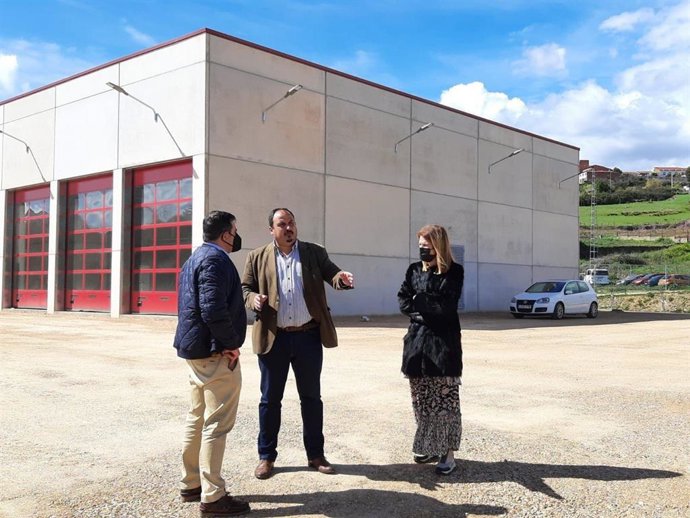El diputado provincial de Medio Ambiente, Alfonso Beltrán, visita Guadaupe para repasar las actuaciones que se están realizando en el municipio