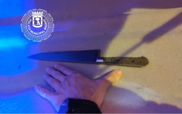 Detenido un hombre por pegar y amenazar de muerte a su hermana en el piso que compartían en Pueblo Nuevo