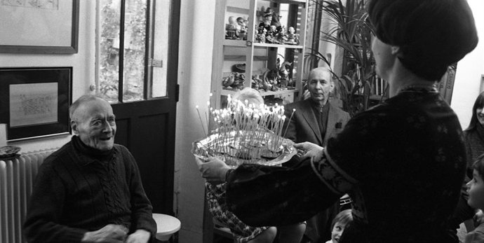 Fotograma del documental sobre el fotógrafo Robert Doisneau