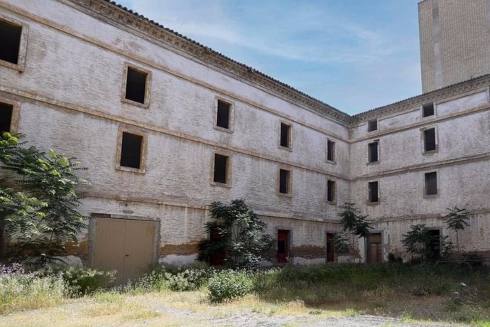 Archivo - Edificio Pontoneros --antiguo Cuartel de Sangenis--