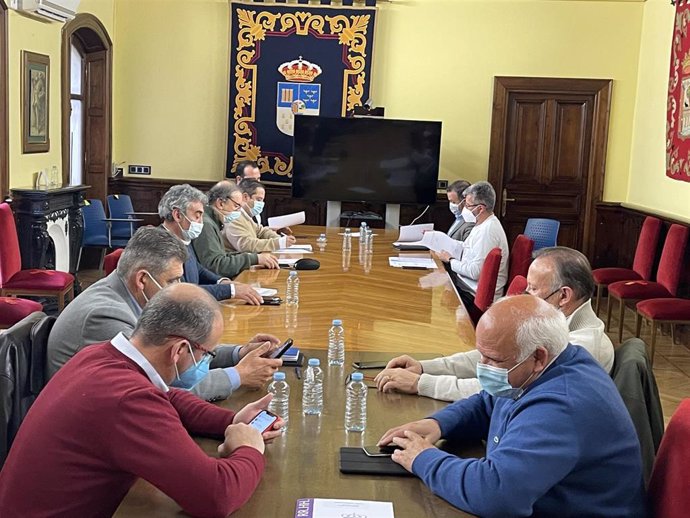 Reunión de la comisión de 'Salamanca en bandeja'
