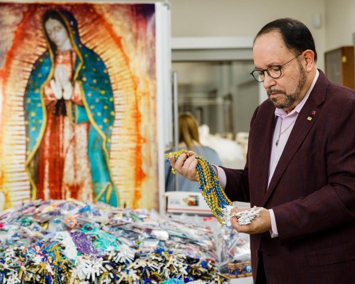 Darkness Is The Absence Of Light And Evil Is The Absence Of God. With The Miraculous Gift Of These Rosaries From These Beacons Of Light With Prayer, Love, And Hope, We Will Pierce The Darkness And Inspire The Leaders Of Our World To Reject Evil And Mov