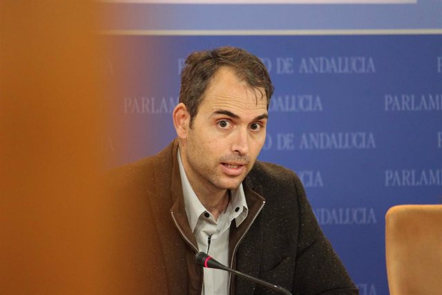 El coordinador general de IU Andalucía y portavoz de Unidas Podemos por Andalucía, Toni Valero, en una foto de archivo.