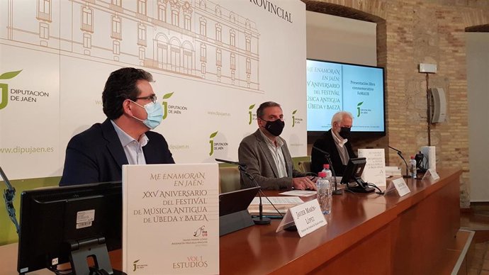 Presentación del libro sobre el 25 aniversario del Festival de Música Antigua de Úbeda y Baeza