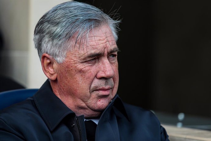 Carlo Ancelotti, head coach of Real Madrid CF looks on during the Santander League match between Villareal CF and Real Madrid at the Ceramica Stadium on February 22, 2022, in Valencia, Spain.