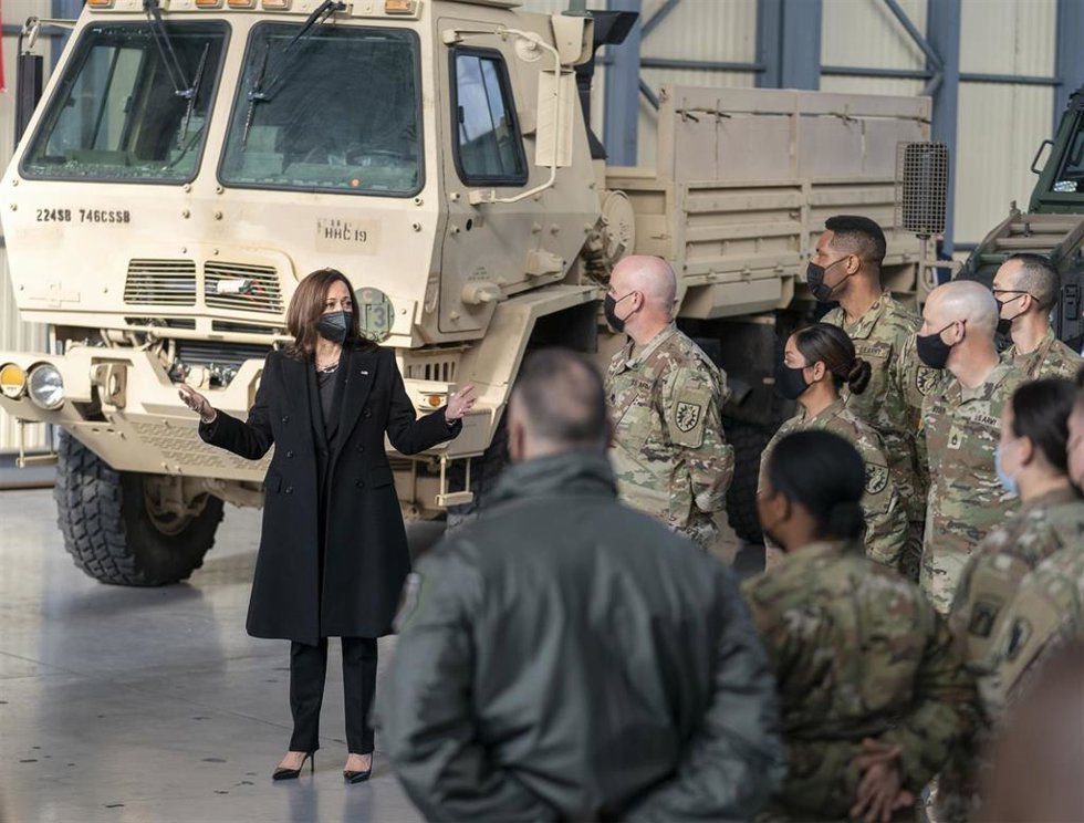 La vicepresidenta de Estados Unidos, Kamala Harris, en Polonia