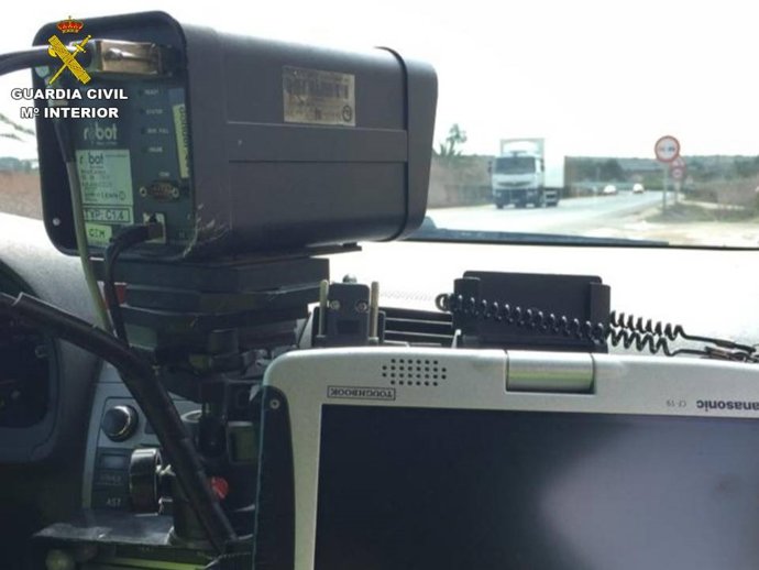 Investigado un conductor que superaba en más de 80 kilómetros por hora el límite permitido en Aspe