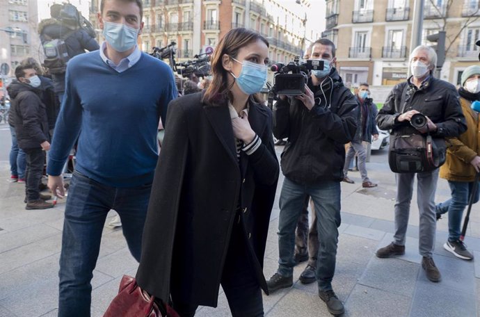 La delegada de Cultura, Turismo y Deporte, Andrea Levy, a su llegada a la sede del partido en la calle Génova 