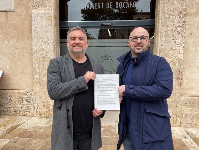 Socialistas y Cs presentan una moción de censura en Rocafort (Valencia) para desalojar al alcalde del PP. Rafa Ferrando y Guillermo José