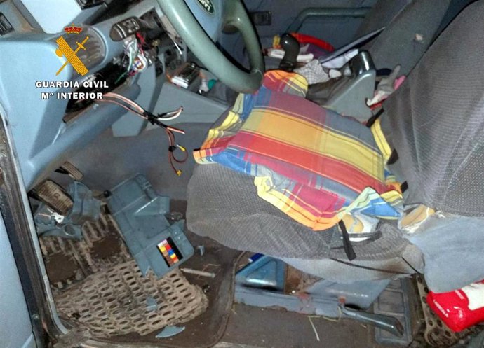 Vehículo robado por el detenido