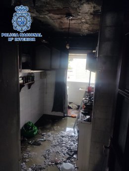 Estado de la cocina de la vivienda en la que se tuvo lugar el incendio
