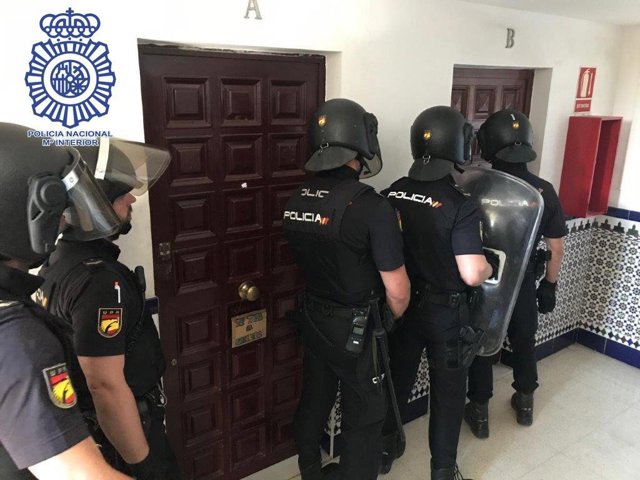Actuación policial en la vivienda
