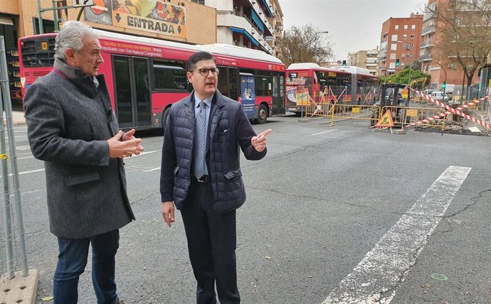 Álvaro Pimentel, en la Ronda Histórica, junto al portavoz adjunto de Cs Miguel Ángel Aumesquet.