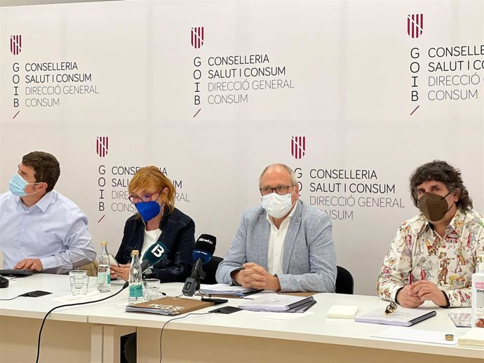 El director general de Consumo, Flix Alonso, presenta una herramienta para calcular el sobrecoste a los usuarios con hipotecas referenciadas con el IRPH.