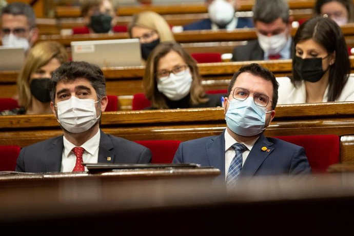El vicepresidente del Govern y conseller de Políticas Digitales y Territorio, Jordi Puigneró, y el presidente de la Generalitat, Pere Aragons, en una foto de archivo