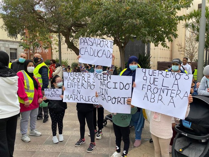 Archivo - Trabajadoras transfronterizas