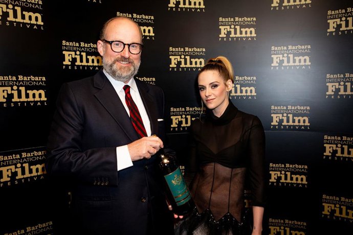 Kristen Stewart and Prince Robert de Luxembourg. credit : Bryan Beasley