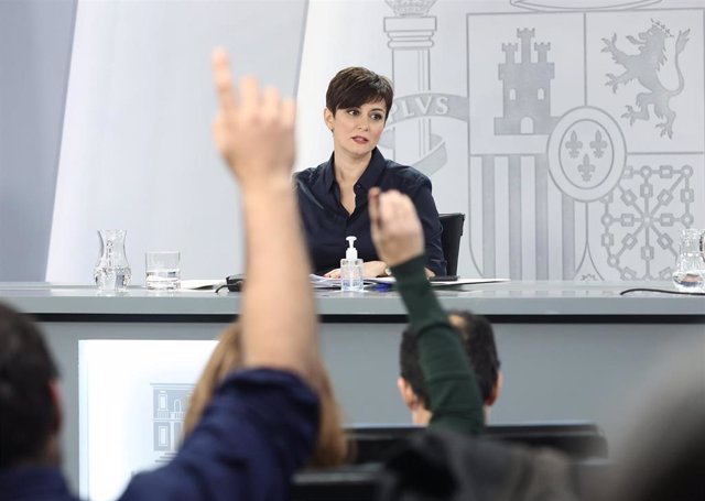 La ministra Portavoz, Isabel Rodríguez, comparece tras la reunión del Consejo de Ministros en Moncloa, a 15 de marzo de 2022, en Madrid (España).