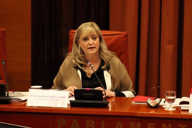 La consellera de Derechos Sociales de la Generalitat, Violant Cervera.