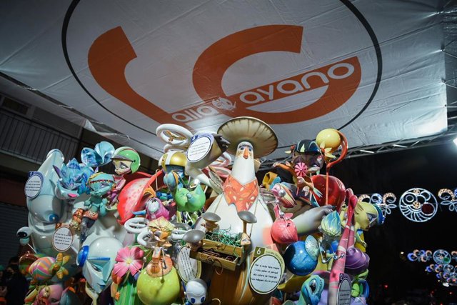 La falla infantil de la comisión Gayano Lluch, primer premio de Sección Especial de las Fallas 2022