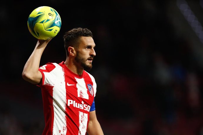Archivo - Jorge "Koke" Resurreccion of Atletico de Madrid gestures during the Spanish League, La Liga Santander, football match played between Atletico de Madrid and Getafe CF at Wanda Metropolitano stadium on February 12, 2022, in Madrid, Spain.