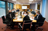 Ayuso preside este miércoles por la mañana la primera reunión del comité de crisis de Ucrania