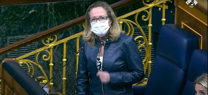 La vicepresidenta primera y ministra de Asuntos Económicos y Transformación Digital, Nadia Calviño, durante la sesión de control al Gobierno, a 16 de marzo de 2022, en Madrid.