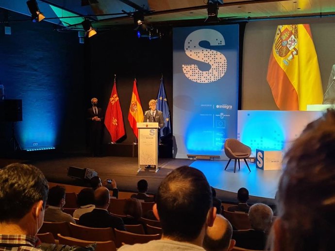 El  consejero de Economía, Hacienda y Administración Digital, Luis Alberto Marín, en la inauguración del Foro de Transformación Digital en Sanidad.