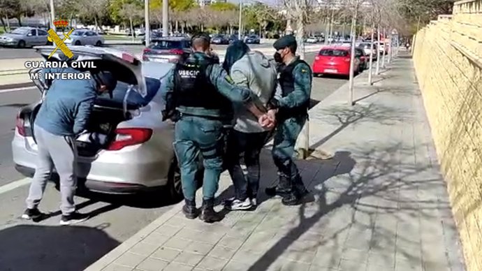 La Guardia Civil desarticula una organización criminal especializada en el robo de cajeros automáticos