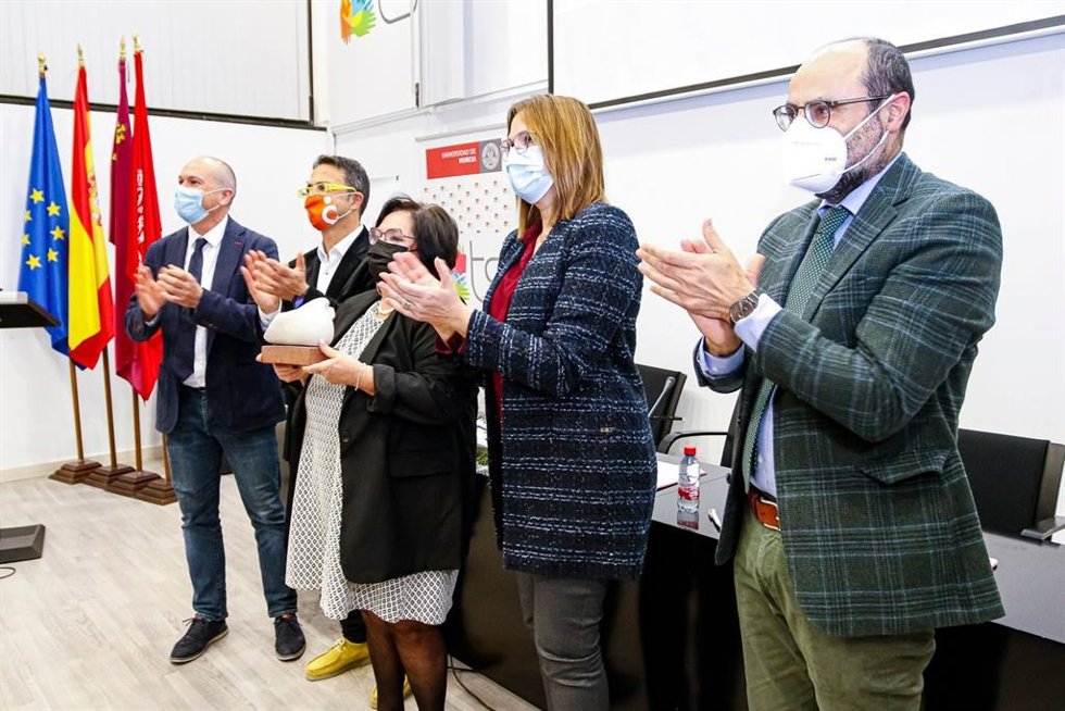 Acto de entrega del Premio Profesional de Trabajo Social, convocado por la Facultad de Trabajo Social y el Colegio Oficial de Trabajo Social de la Región de Murcia