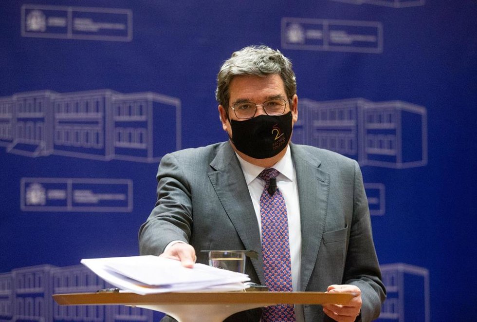 Archivo - El ministro de Inclusión, Seguridad Social y Migraciones, José Luis Escrivá