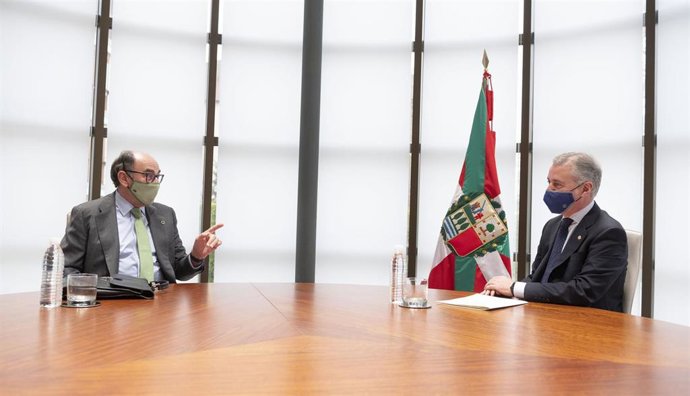 El presidente de Iberdrola, Ignacio Sánchez Galán, y el lehendakari, Iñigo Urkullu, se reúnen en Vitoria.