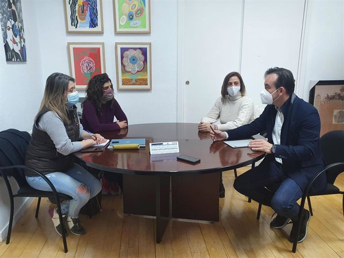 La Casa Zavala albergará una exposición con todas las obras premiadas en las sucesivas ediciones del Certamen de Artes Plásticas Fernando Zóbel