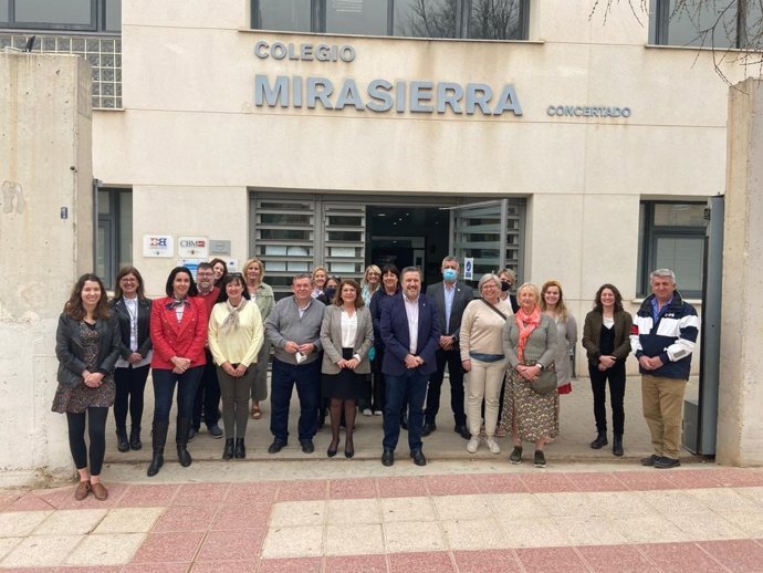 La consejera de Educación preside la reunión del proyecto ERASMUS + 'All Through Schools'