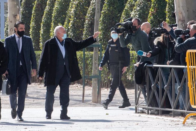 José Luis Moreno sale de la Audiencia Nacional tras declarar como imputado en la Operación Titella, a 17 de febrero de 2022, en Madrid (España).
